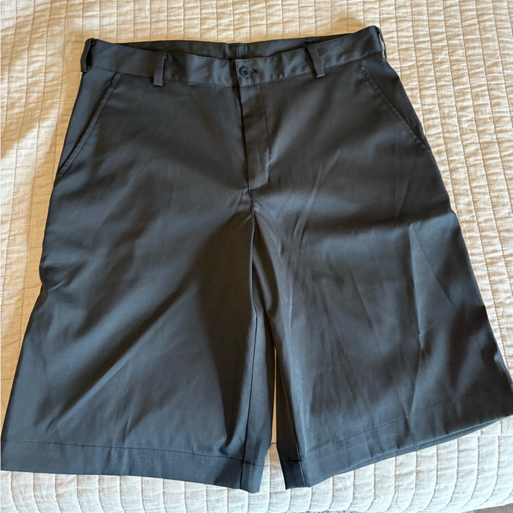 Men’s Nike Golf Shorts